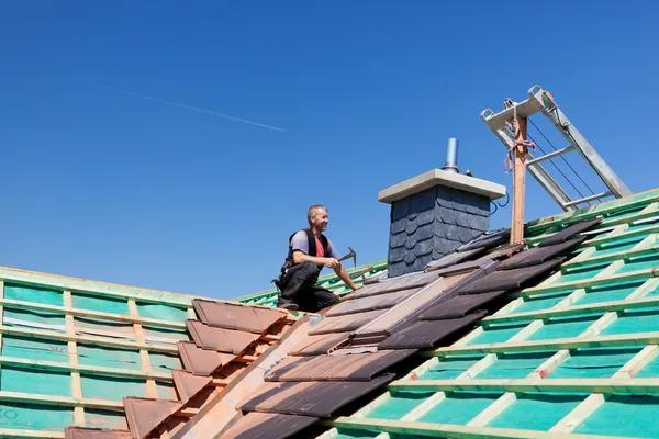 Roofing Contractors You Can Count On for Timely Repairs