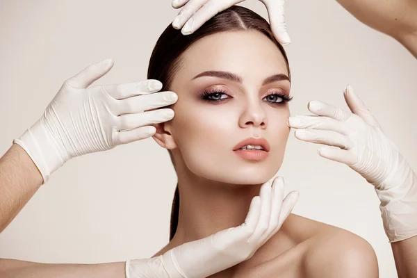 Expert Plastic Surgeon for Customized Cosmetic Solutions